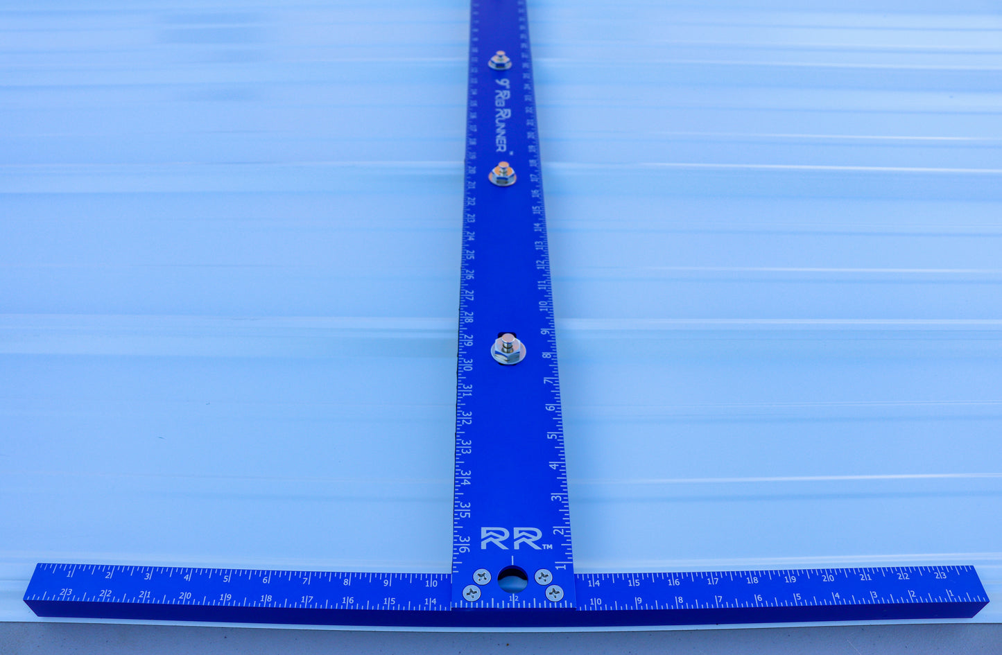 RIB RUNNER® METAL ROOFING AND SIDING TOOL