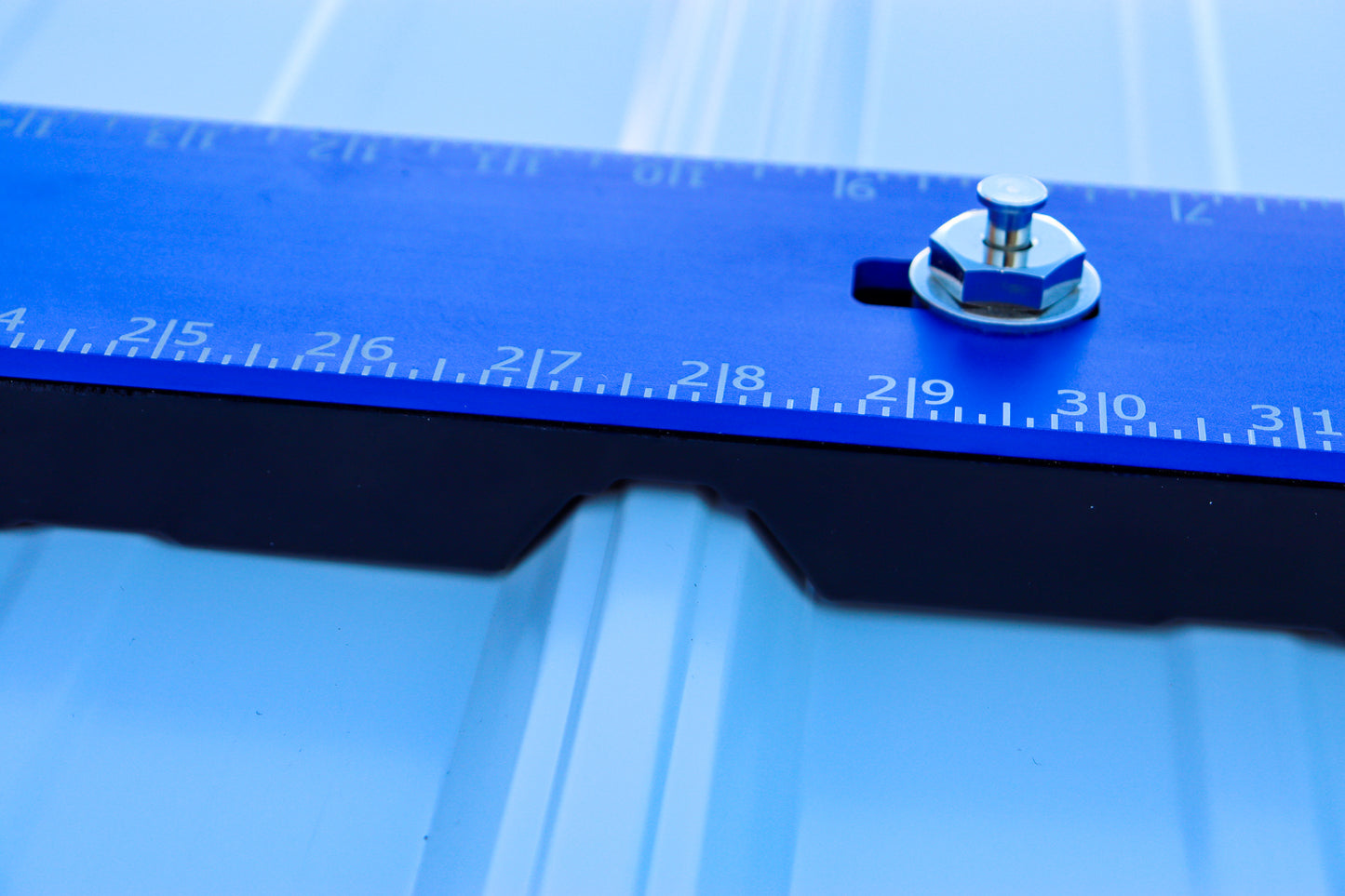 RIB RUNNER® METAL ROOFING AND SIDING TOOL
